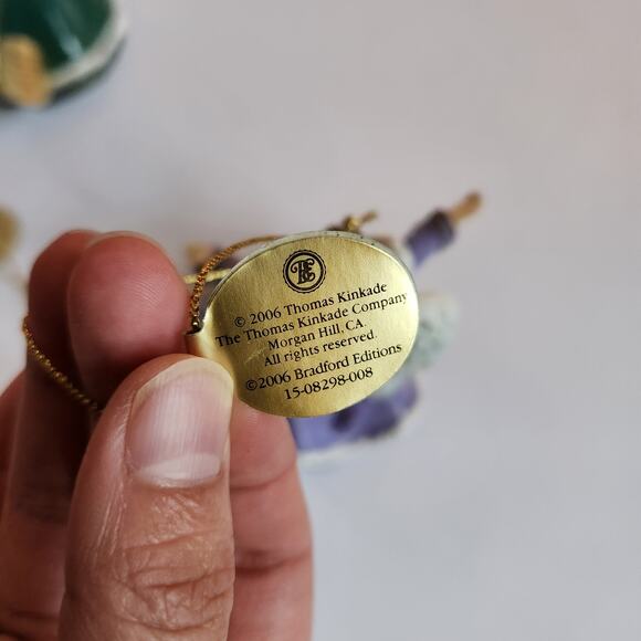 Bradford Edition Thomas Kinkade Winter Angels of Light Collection - Picture 12 of 12